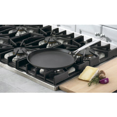 Chef's Classic™ Nonstick Hard Anodized 10" Crêpe Pan